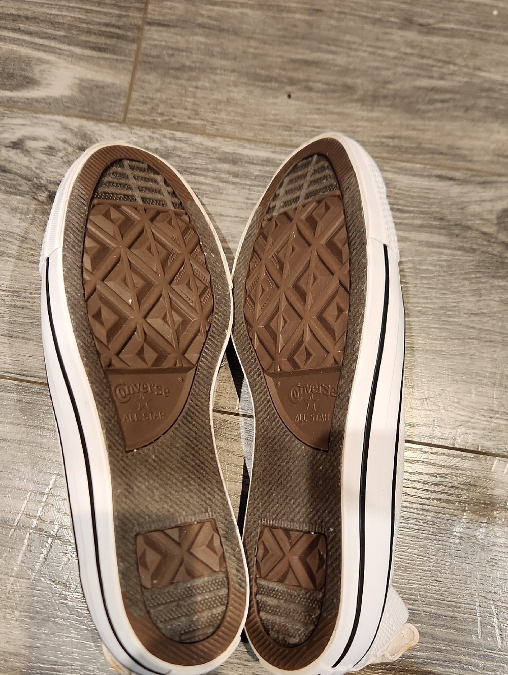 Converse White Low-Top Slip-On Sneakers with Black Stripe Women's Sz 9 - Picture 6 of 7